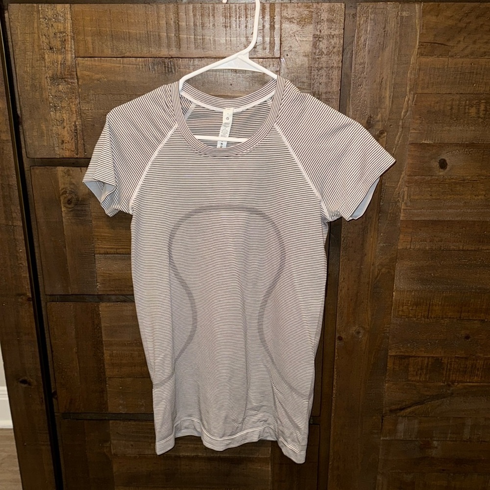 Lululemon Swiftly Tech Short Sleeve 2.0 Tempo Striped Black and White